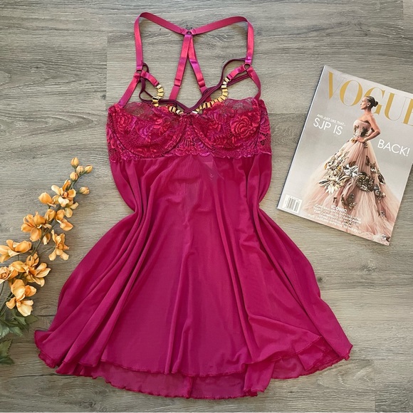 PRICE DROP • The Escanté Collection lingerie top - Picture 3 of 8